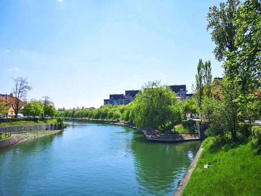 Krakovo By The River ลูบลิยานา ภายนอก รูปภาพ